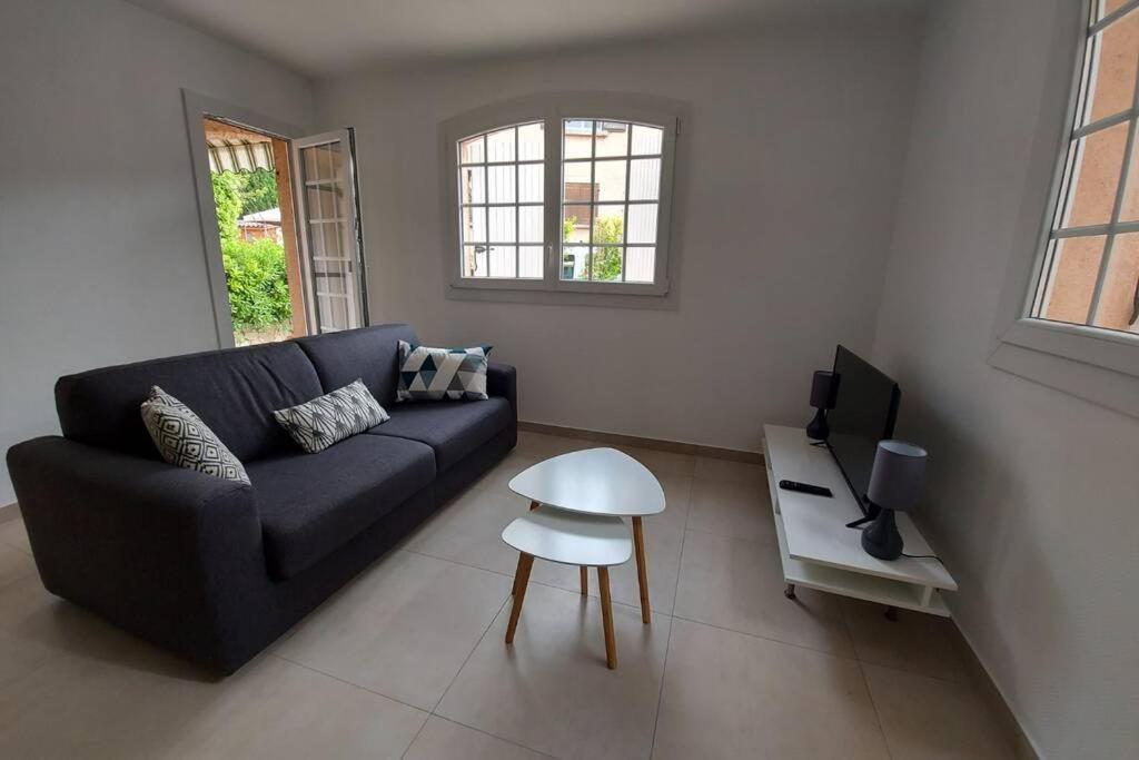 Superbe T2 Lumineux 3*** 10 Mn A Pied De La Plage Apartment Le Pradet Luaran gambar